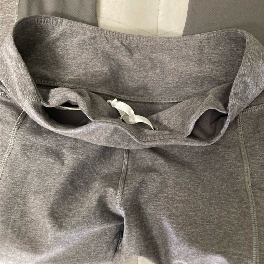 Lululemon Speed Crop Heathered Slate size 6 - Picture 12 of 16